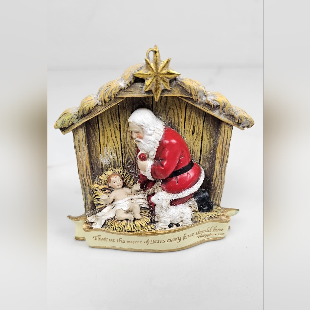 Joseph's Studio Kneeling Santa Kneeling Stable Ornament‎